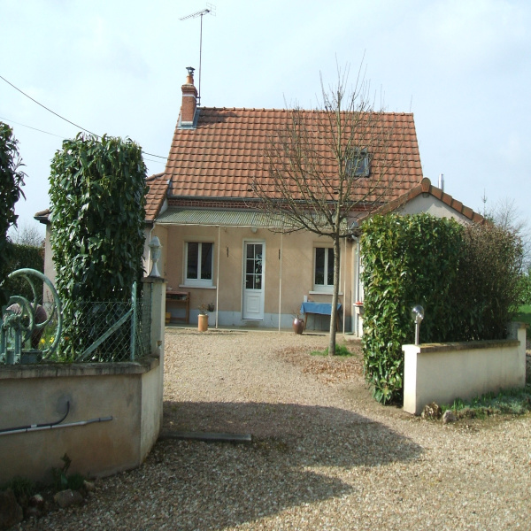 Offres de vente Fermette Lucenay-lès-Aix 58380
